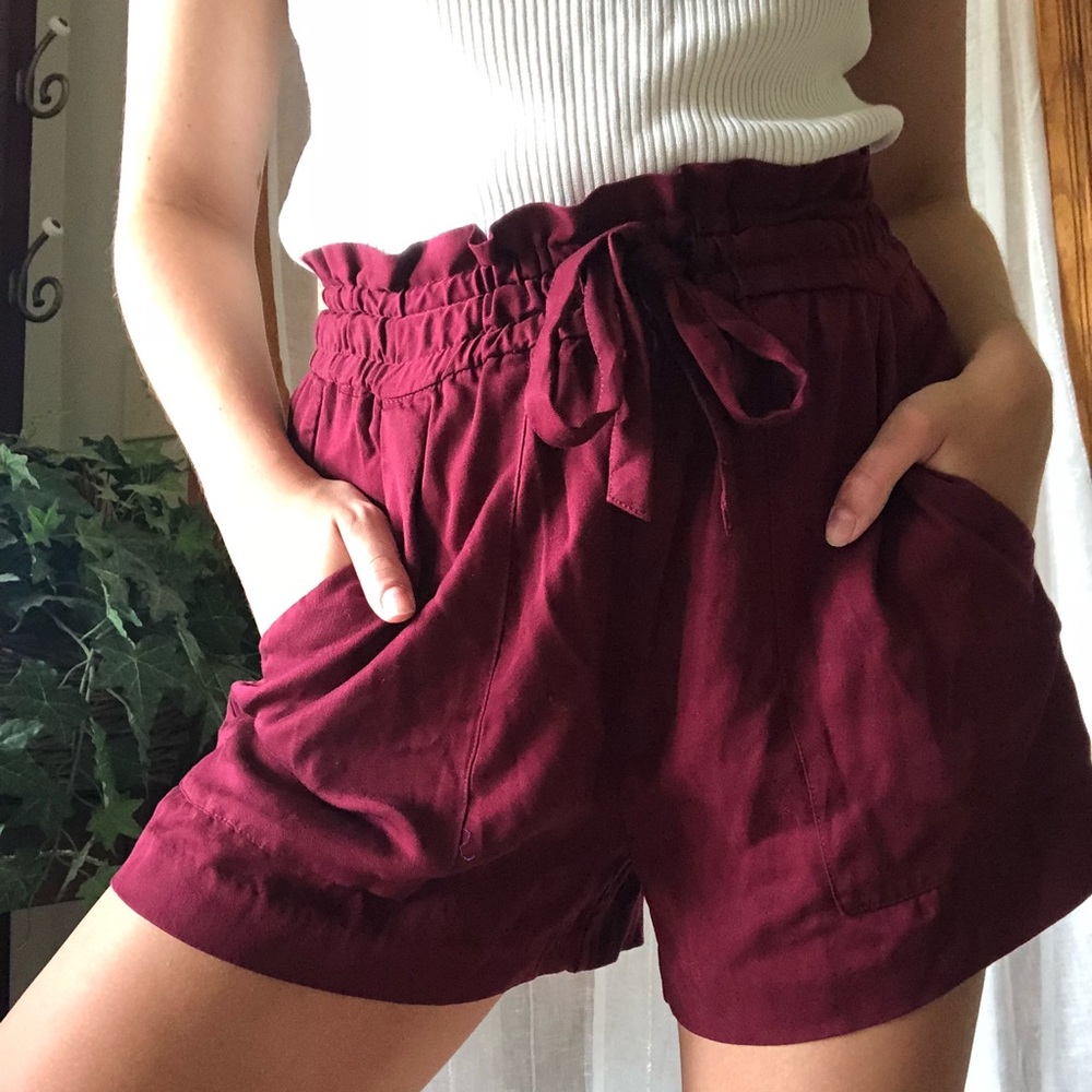 H&M paper bag waist burgundy shorts